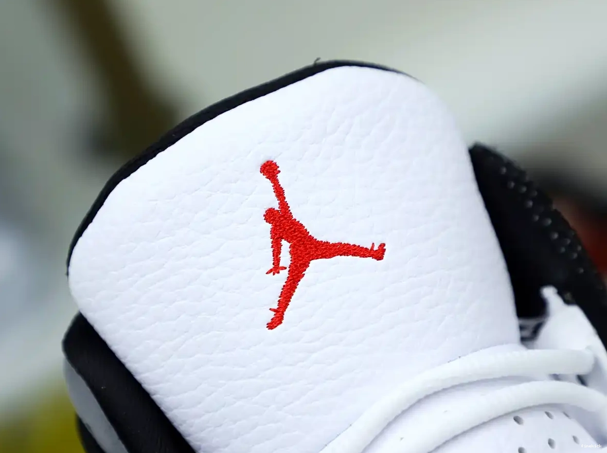 Air Jordan Retro 
